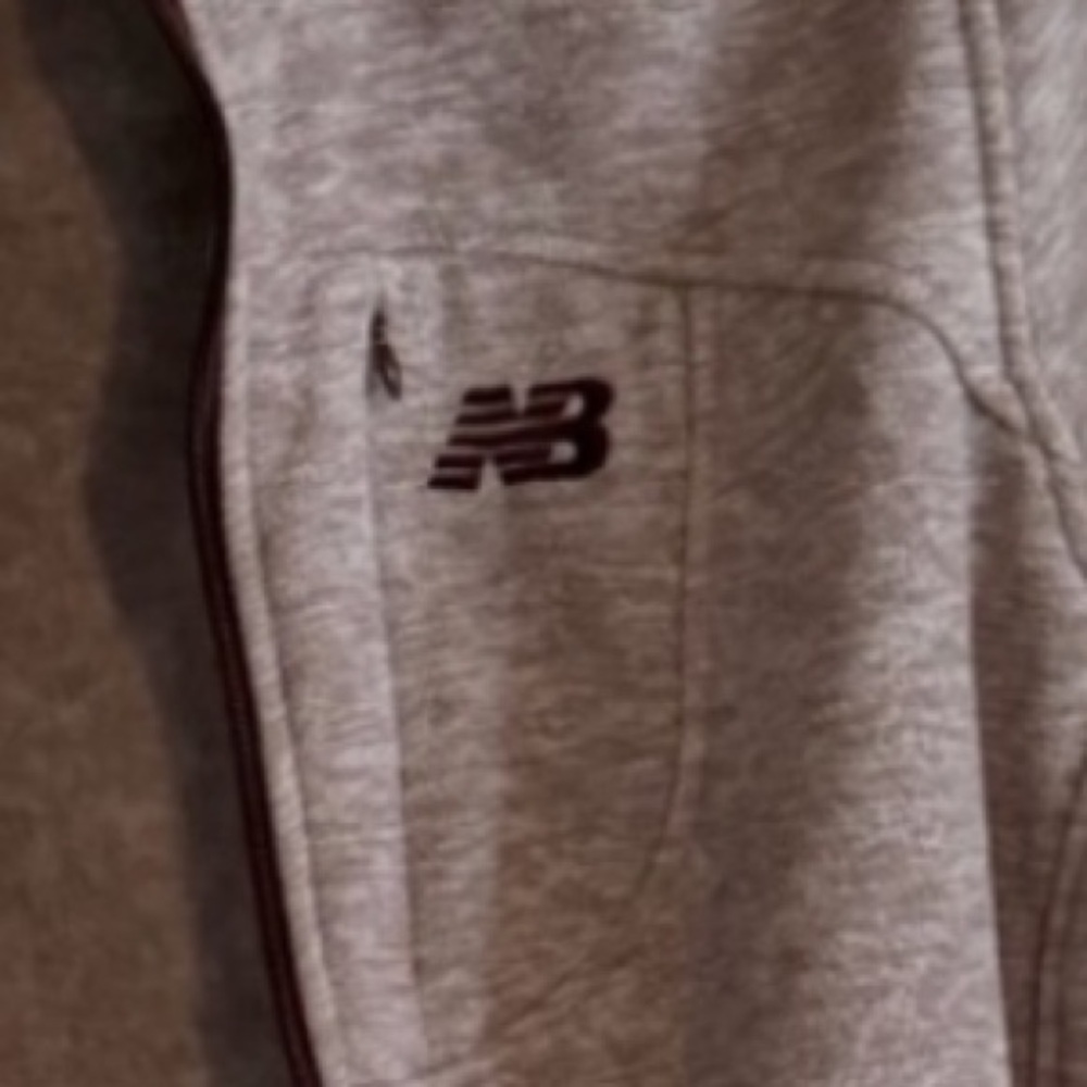 New Balance Melange Cocoa Fleece Full-Zip Hoodie with Chocolate Accents•XL - Picture 12 of 12
